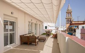 Triana Deluxe Skyview