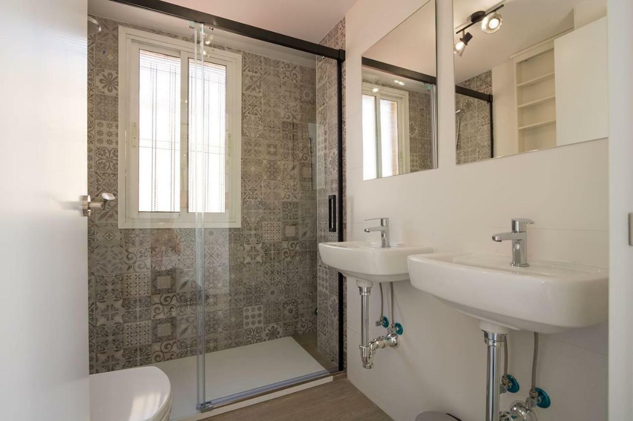 Triana Deluxe Skyview Appartement Sevilla Buitenkant foto